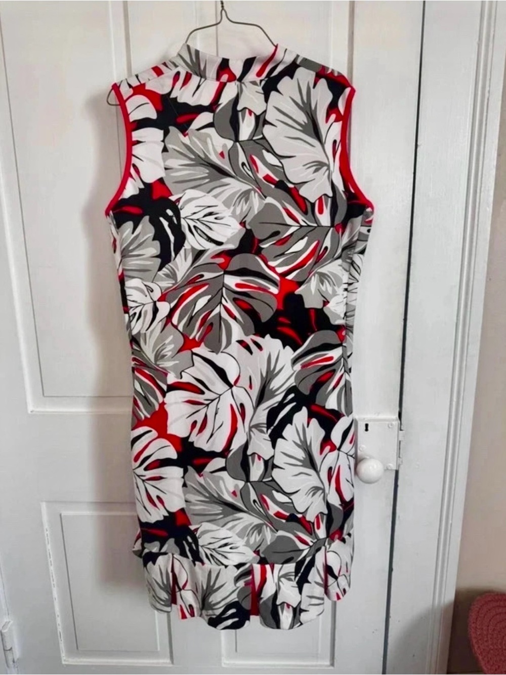TAIL Sleeveless V-Neck Golf Dress